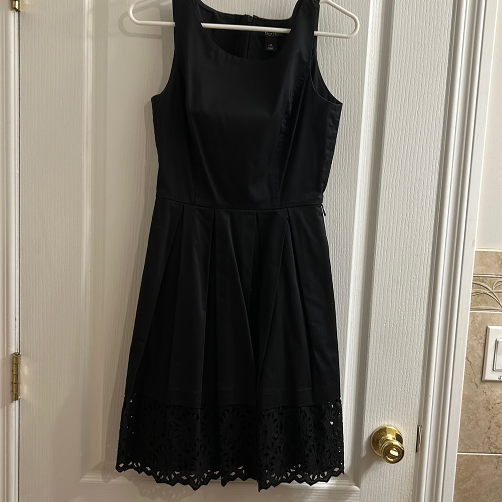 White House Black Market A-like black mini dress - with pockets and belt size 0